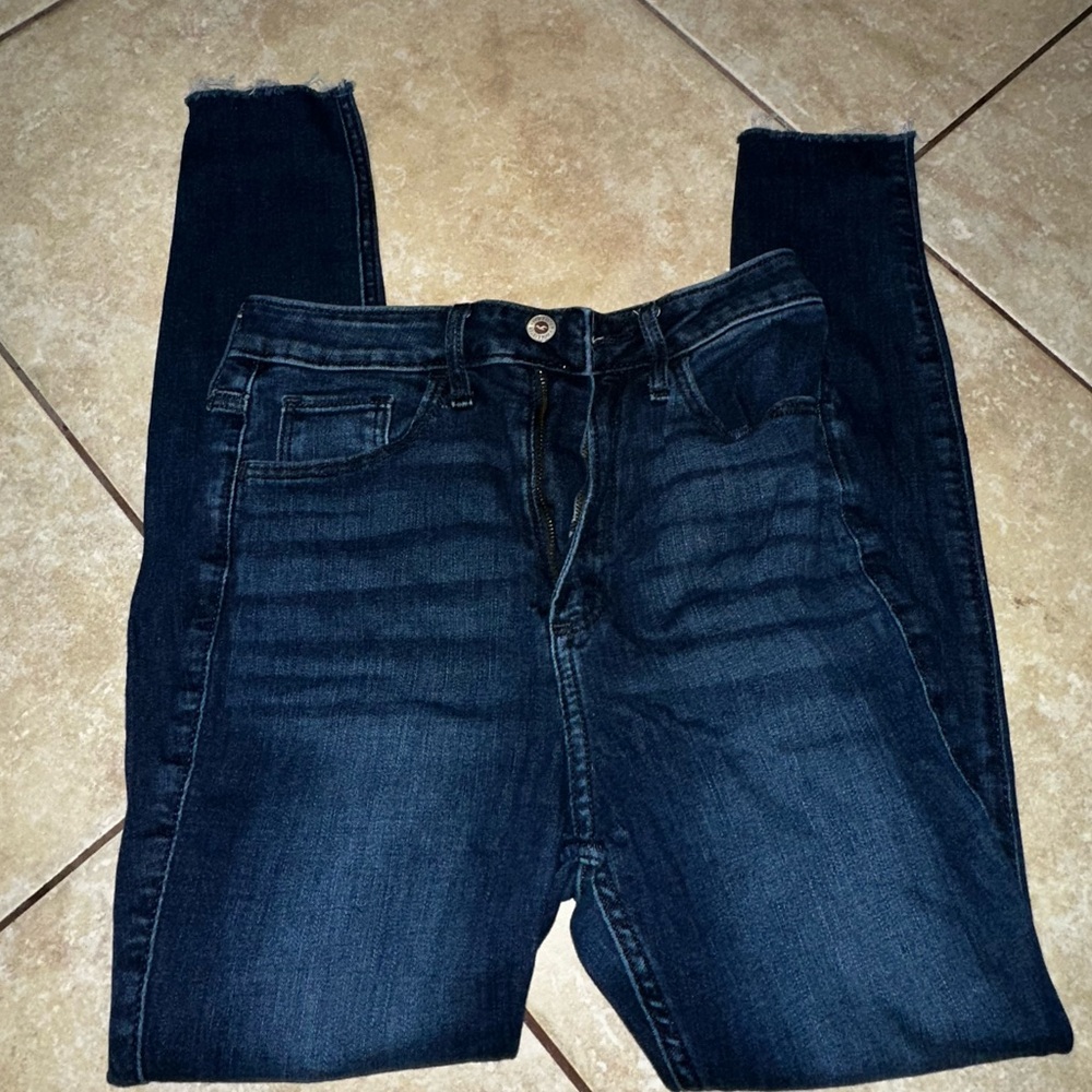 Hollister, curvy ultra high-rise, super skinny, soft stretch jeans size 3 short